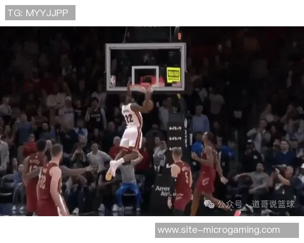 托布绝杀机会被封盖03秒空接再遭重创倒霉透了