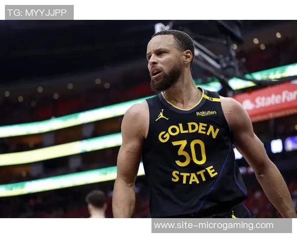 库里复出首战未达预期但重返赛场与队友们同心协力倍感欣喜